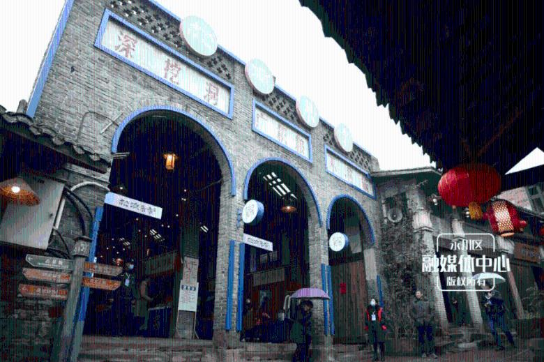 魔兽争霸3:开局4农民,单挑11家电脑,赖皮又好玩的双线TR玩法